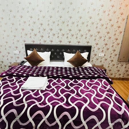 Dev Bhoomi Resort Kanatal Bagian luar foto