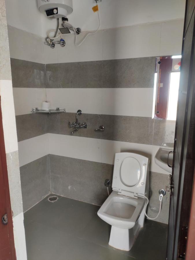Dev Bhoomi Resort Kanatal Bagian luar foto