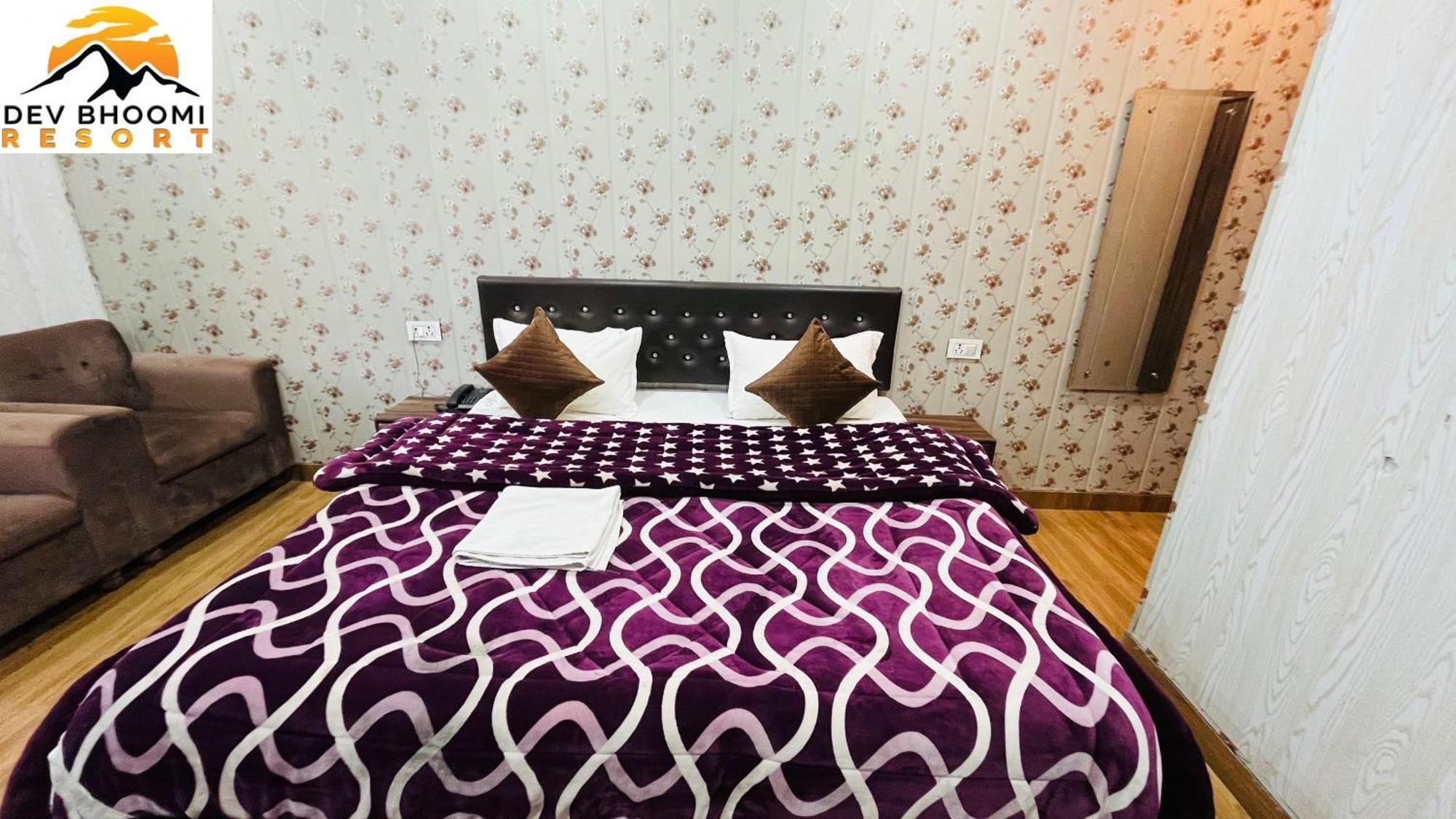 Dev Bhoomi Resort Kanatal Bagian luar foto