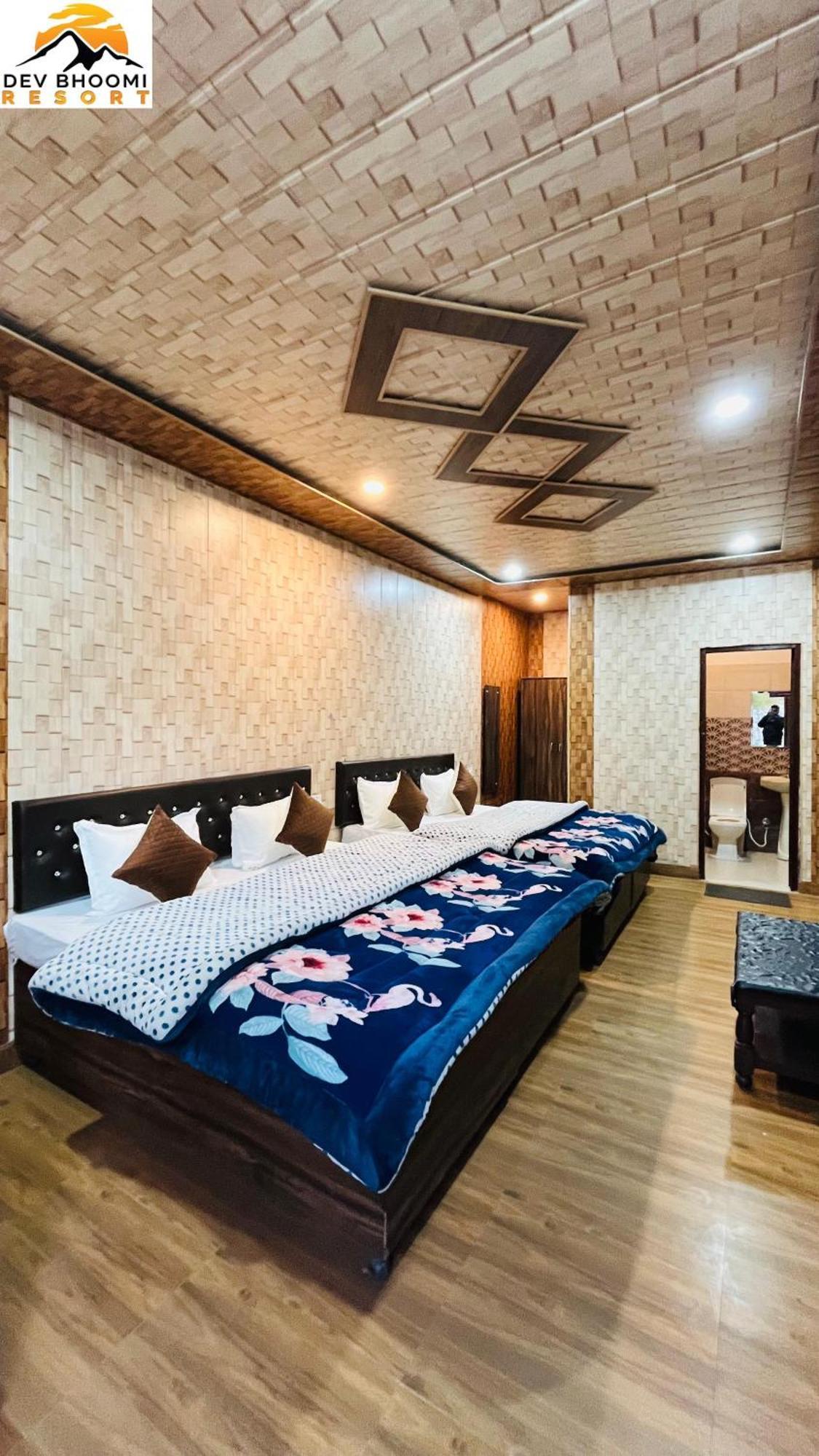 Dev Bhoomi Resort Kanatal Bagian luar foto